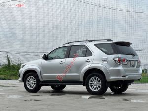 Xe Toyota Fortuner 2.7V 4x2 AT 2013