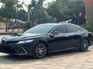 Xe Toyota Camry 2.0Q 2024