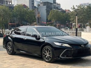 Xe Toyota Camry 2.0Q 2024