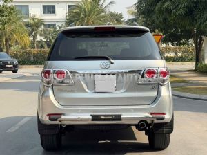 Xe Toyota Fortuner 2.7V 4X2 AT 2016