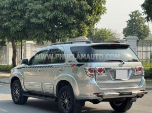 Xe Toyota Fortuner 2.7V 4X2 AT 2016