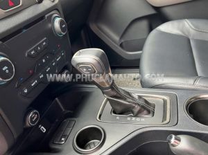 Xe Ford Everest Trend 2.0L 4x2 AT 2020