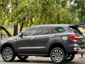 Xe Ford Everest Trend 2.0L 4x2 AT 2020