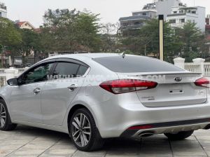 Xe Kia Cerato 2.0 AT 2016