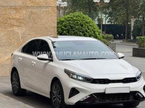 Xe Kia K3 Premium 2.0 AT 2024