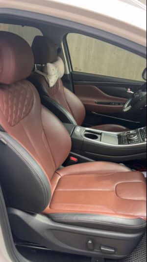 Xe Hyundai SantaFe Cao cấp 2.5L HTRAC 2022