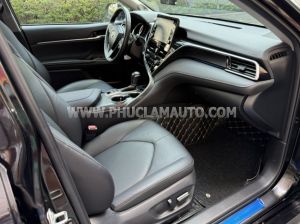 Xe Toyota Camry 2.0Q 2022