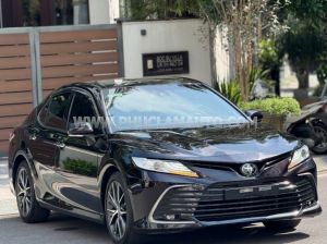 Xe Toyota Camry 2.0Q 2022