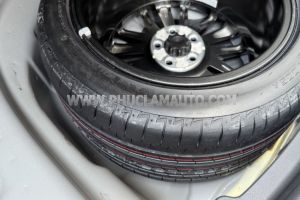 Xe Toyota Camry 2.0Q 2022