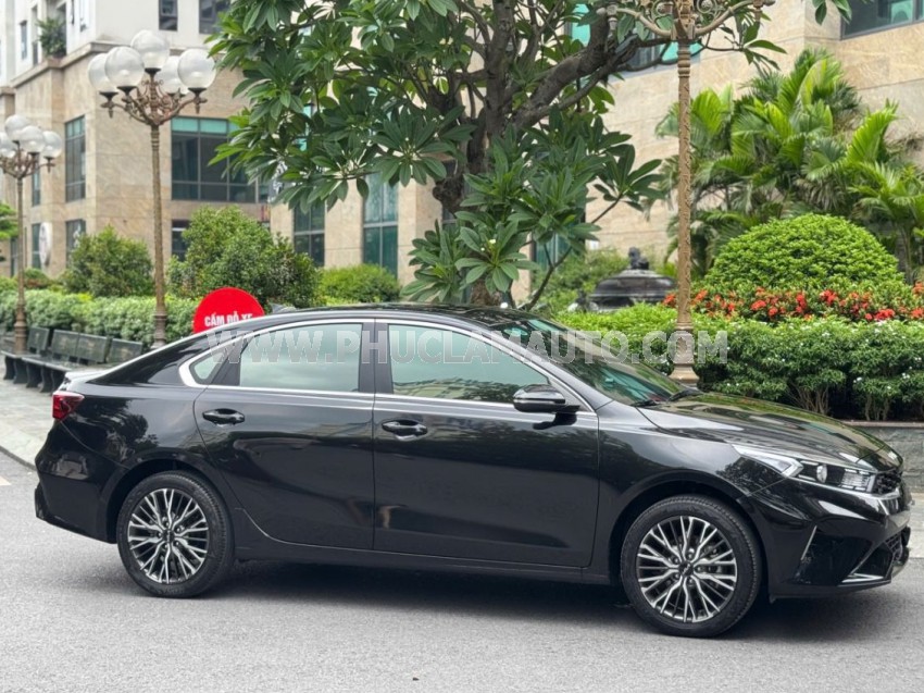 Kia K3 Luxury 1.6 AT 2023