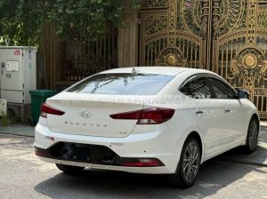 Xe Hyundai Elantra 2.0 AT 2019