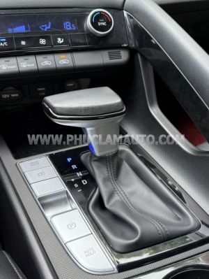 Xe Hyundai Elantra 1.6 AT Đặc biệt 2022