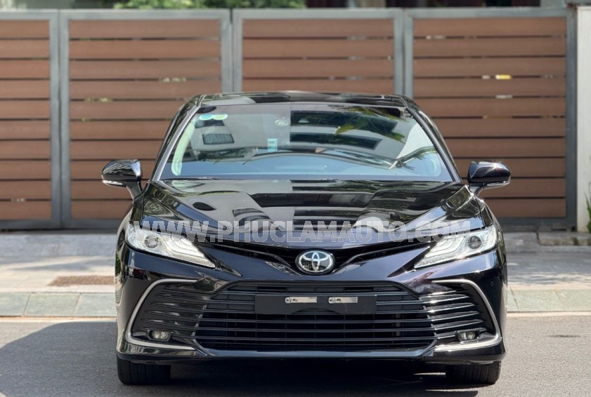Toyota Camry 2.0Q 2022