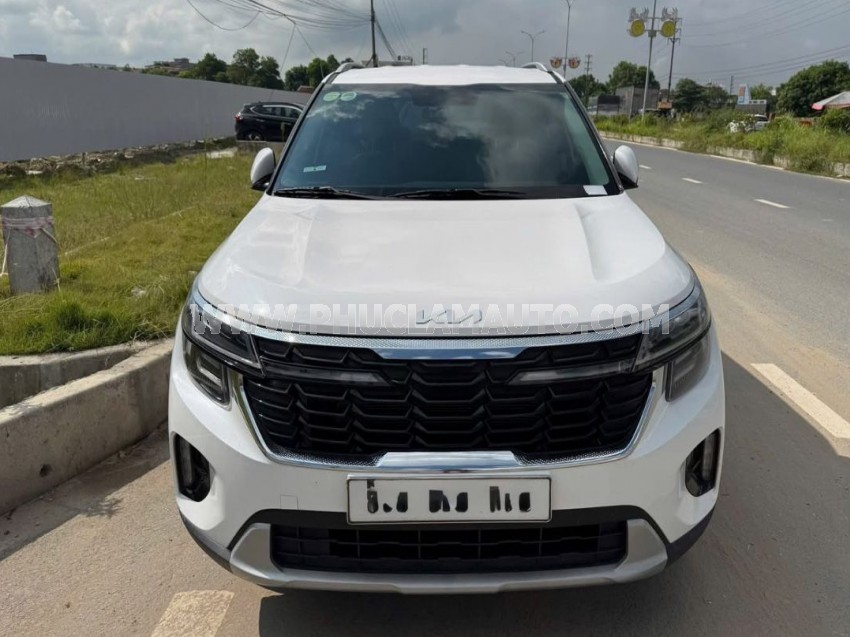 Kia Seltos Luxury 1.5 AT 2025