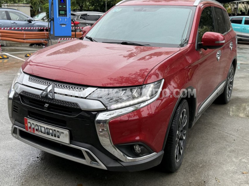 Mitsubishi Outlander Premium 2.0 CVT 2021