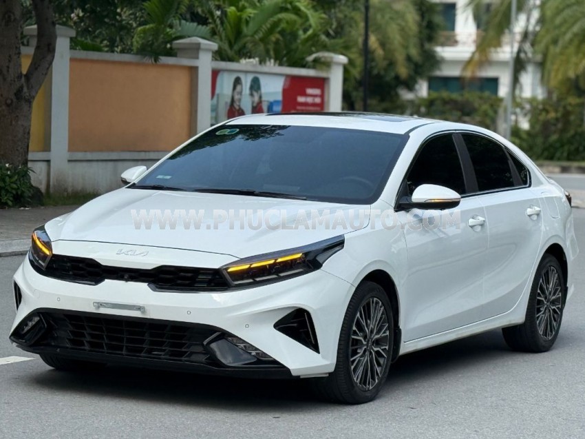 Kia K3 Premium 2.0 AT 2021