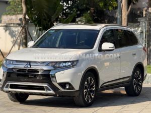 Xe Mitsubishi Outlander Premium 2.0 CVT 2021