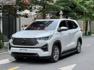 Xe Toyota Innova Cross HEV 2.0 CVT 2025