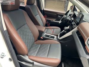 Xe Toyota Innova Cross HEV 2.0 CVT 2025