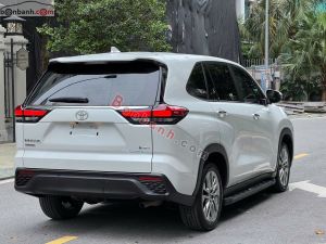Xe Toyota Innova Cross HEV 2.0 CVT 2025