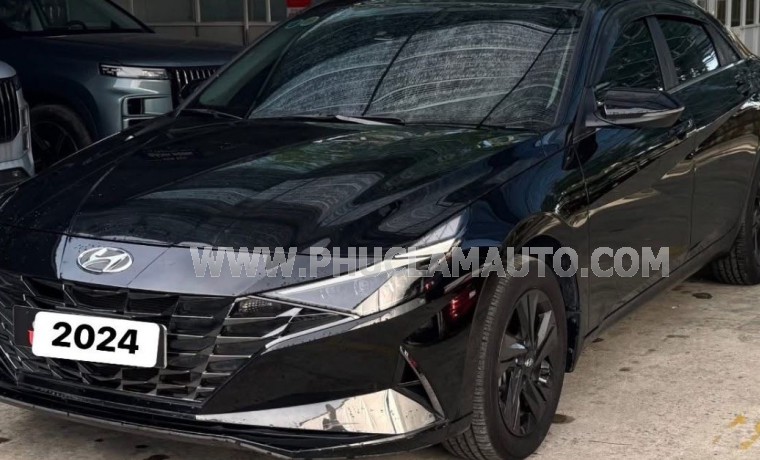 Hyundai Elantra 1.6 AT Đặc biệt 2024
