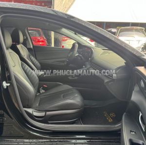 Xe Hyundai Elantra 1.6 AT Đặc biệt 2024