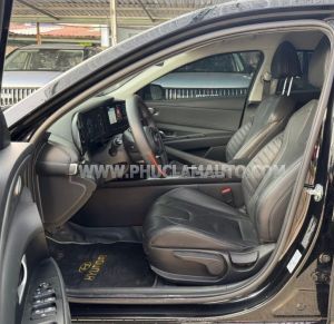 Xe Hyundai Elantra 1.6 AT Đặc biệt 2024