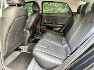 Xe Hyundai Elantra 1.6 AT Đặc biệt 2024