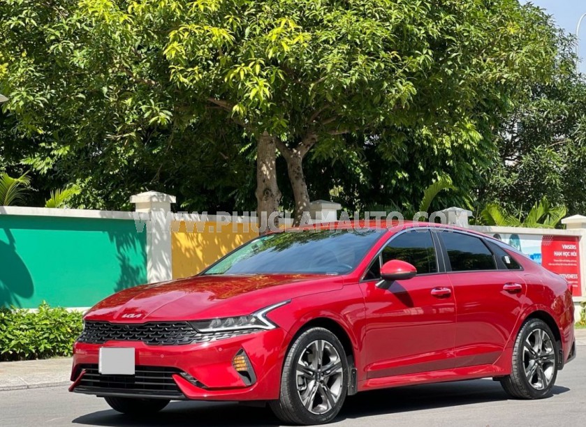 Kia K5 Luxury 2.0 AT 2022