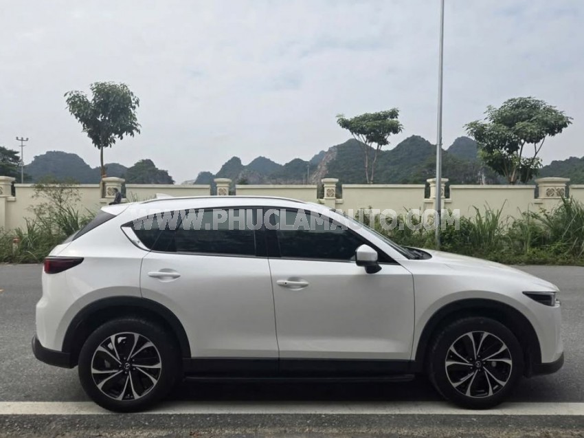 Mazda CX5 Premium 2.0 AT 2024