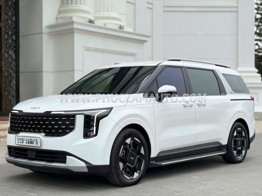 Kia Carnival Luxury 2.2D 2025