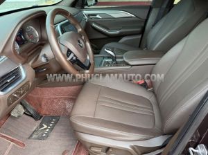 Xe VinFast Lux SA 2.0 Plus 2.0 AT 2019