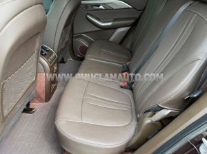 Xe VinFast Lux SA 2.0 Plus 2.0 AT 2019