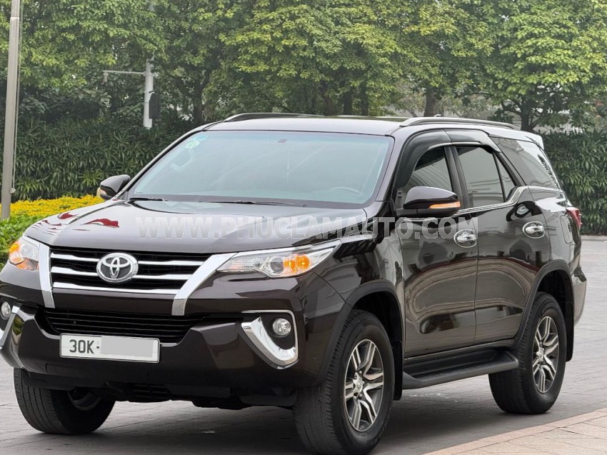 Toyota Fortuner 2.7V 4x2 AT 2017