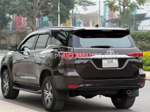 Xe Toyota Fortuner 2.7V 4x2 AT 2017