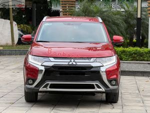 Xe Mitsubishi Outlander 2.0 2020