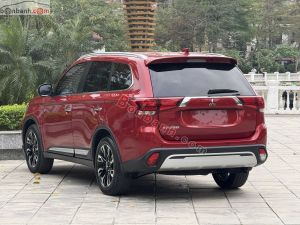 Xe Mitsubishi Outlander 2.0 2020