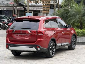 Xe Mitsubishi Outlander 2.0 2020