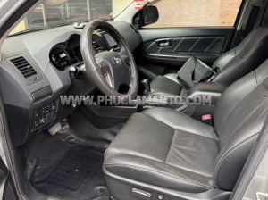 Xe Toyota Fortuner 2.7V 4x4 AT 2015