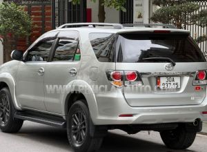 Xe Toyota Fortuner 2.7V 4x4 AT 2015