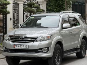 Xe Toyota Fortuner 2.7V 4x4 AT 2015