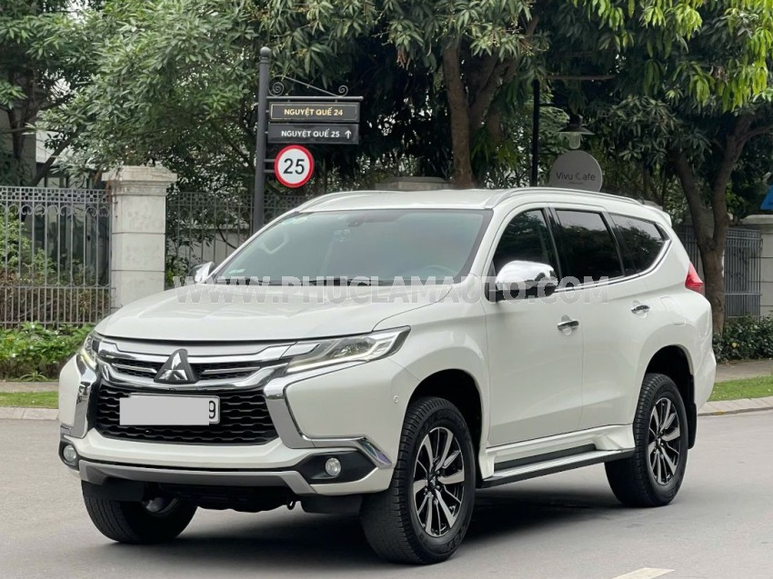 Mitsubishi Pajero Sport 3.0G 4x2 AT 2019