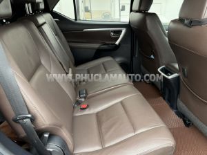 Xe Toyota Fortuner 2.7V 4x2 AT 2017