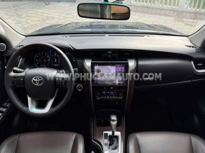 Xe Toyota Fortuner 2.7V 4x2 AT 2016