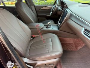Xe VinFast Lux SA 2.0 Plus 2.0 AT 2019