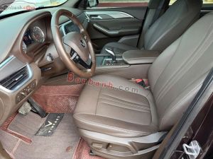 Xe VinFast Lux SA 2.0 Plus 2.0 AT 2019