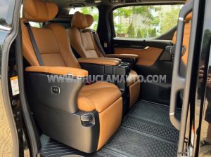 Xe Lexus LM 300h 2021