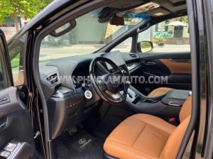 Xe Lexus LM 300h 2021