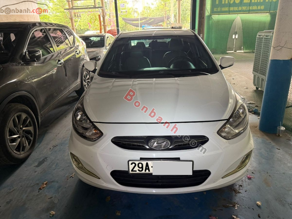 Hyundai Accent 1.4 AT 2011