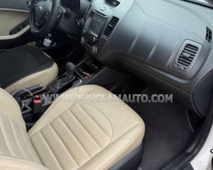 Xe Kia Cerato 2.0 AT 2018